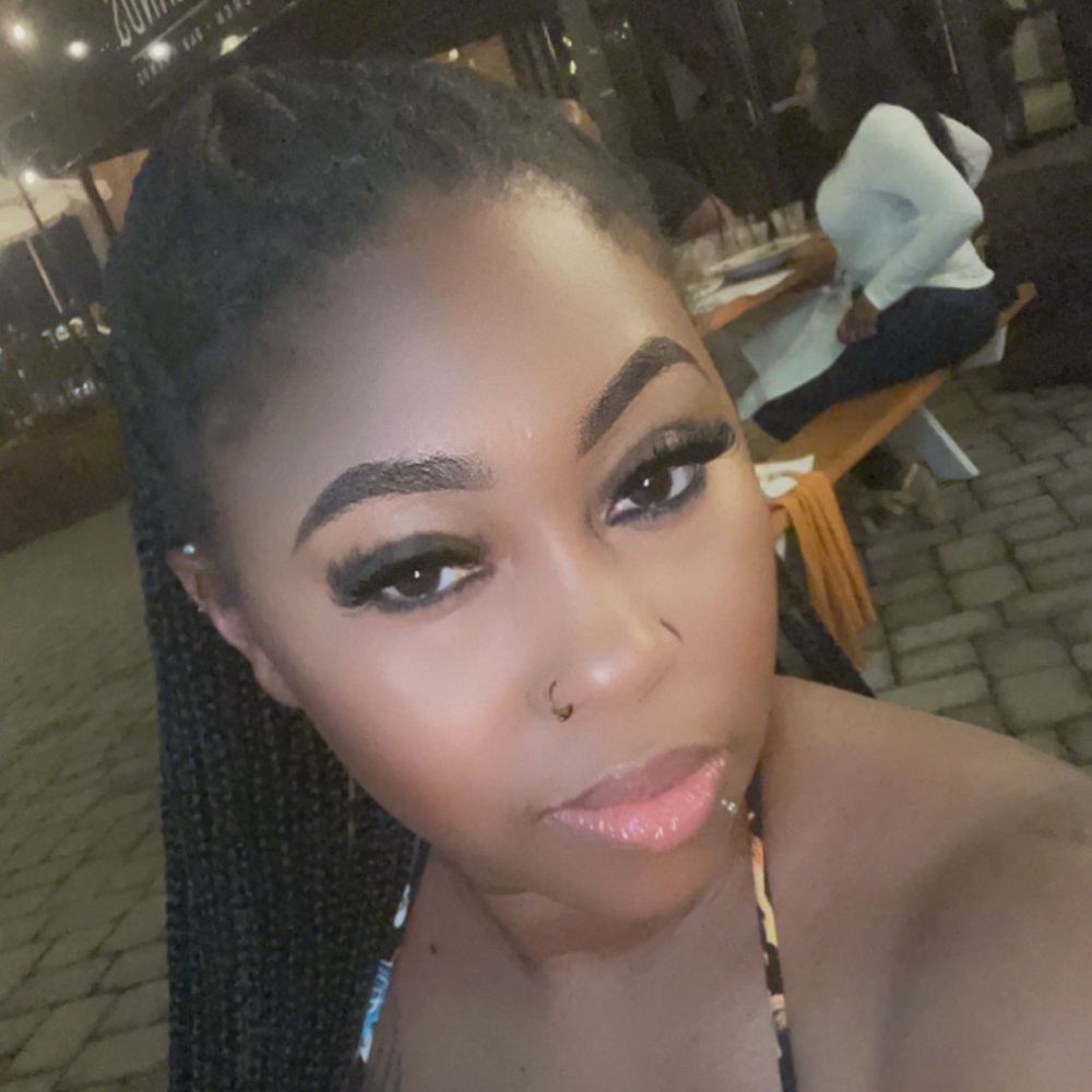 Meet your Posher, Tyeisha